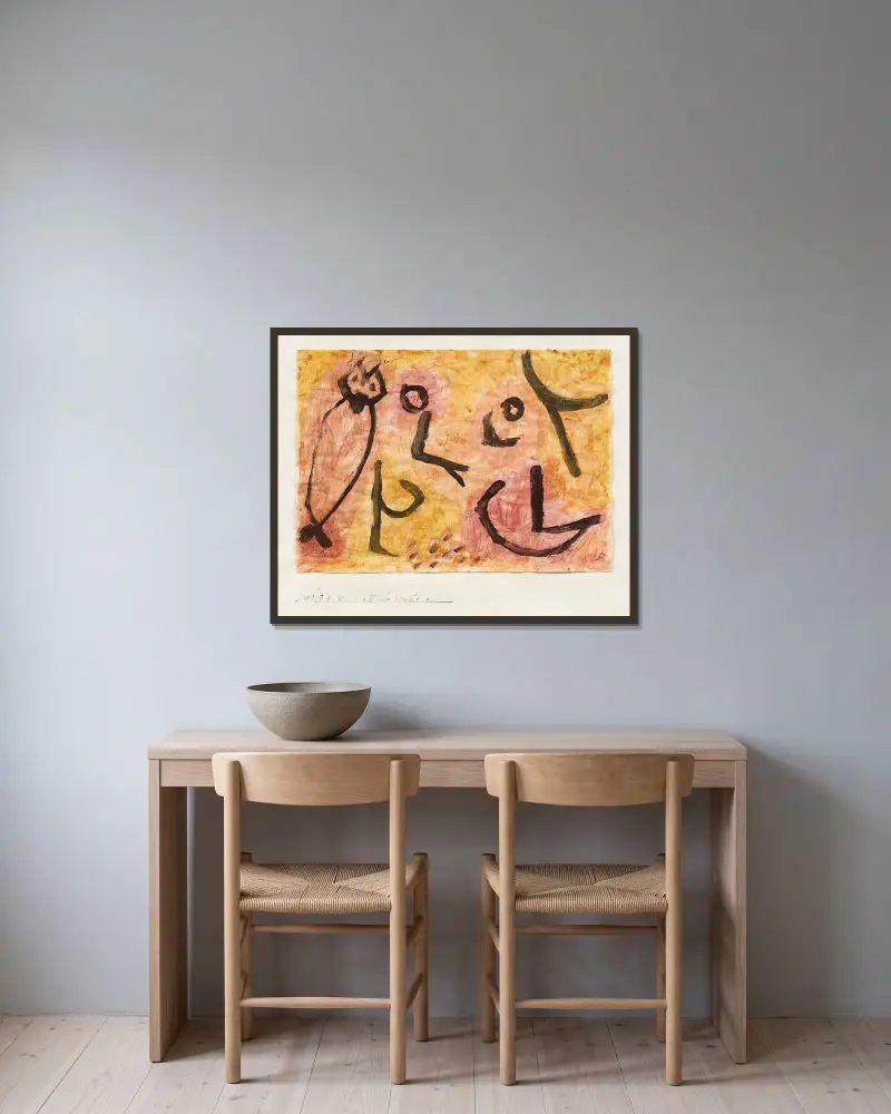 Die Eule wusste es av Paul Klee inramad på en vägg