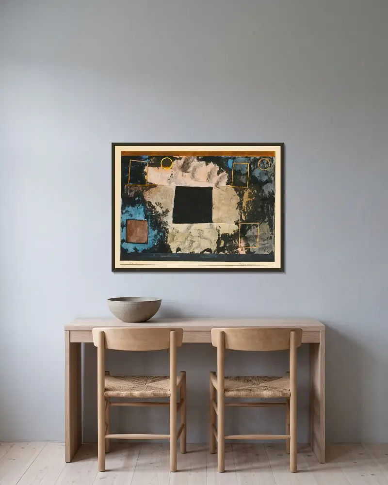 Felsen Kammern (Rock-Cut Chambers) av Paul Klee inramad på en vägg