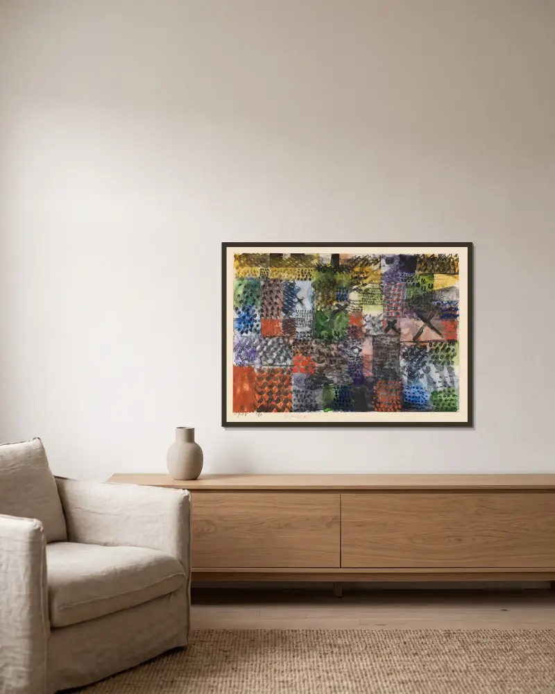 Stickerei av Paul Klee inramad på en vägg