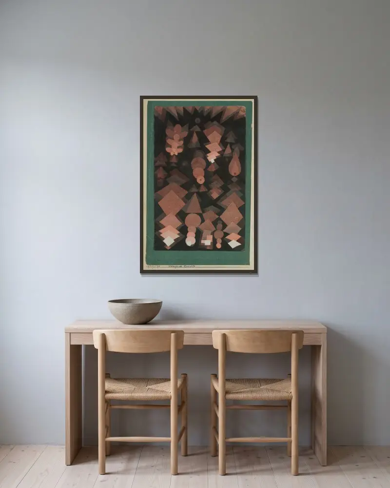 Aufgehängte Frucht von Paul Klee gerahmt an einer Wand