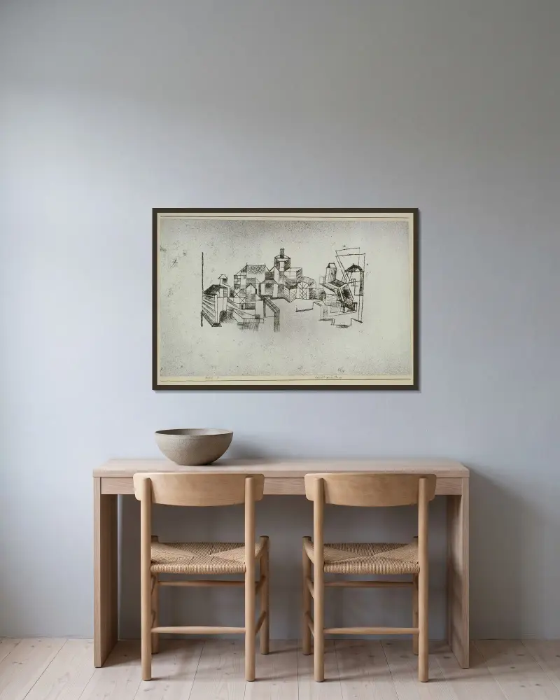 Vy över en fästning av Paul Klee inramad på en vägg