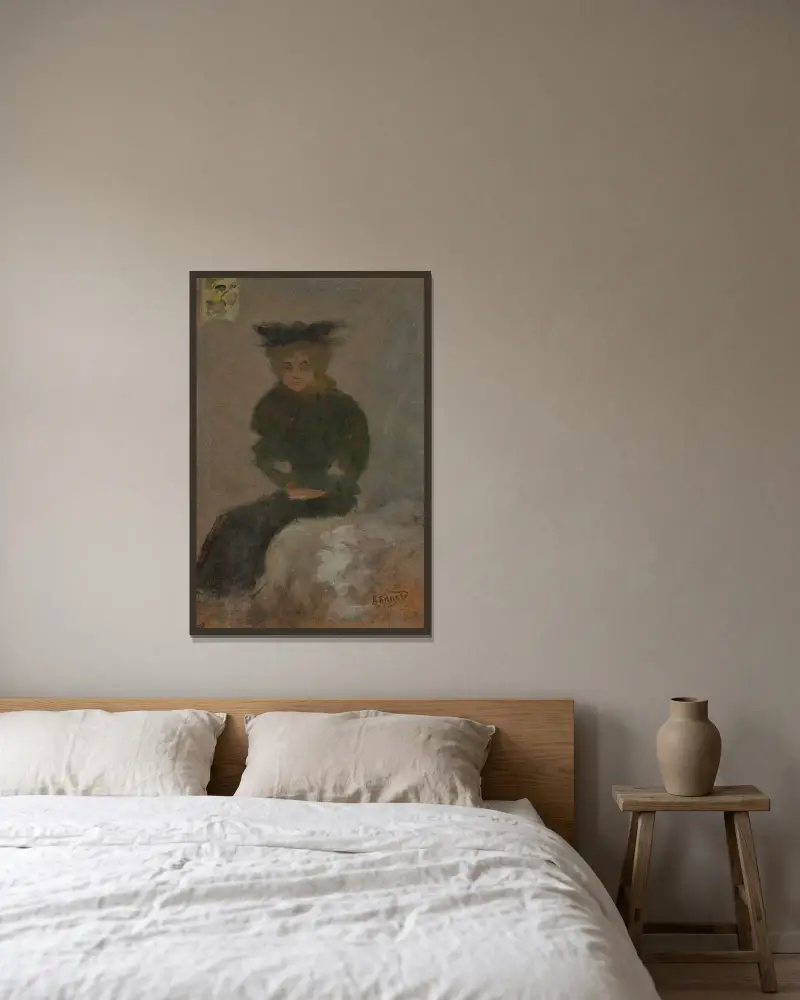 Sittande kvinna med svart hatt av Pierre Bonnard inramad på en vägg