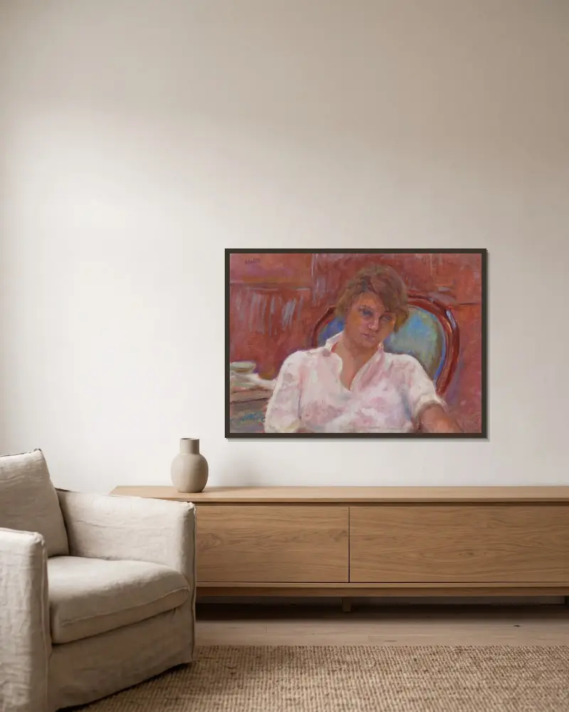 Ung kvinna drömmande i en fåtölj, Harmoni i rosa av Pierre Bonnard inramad på en vägg