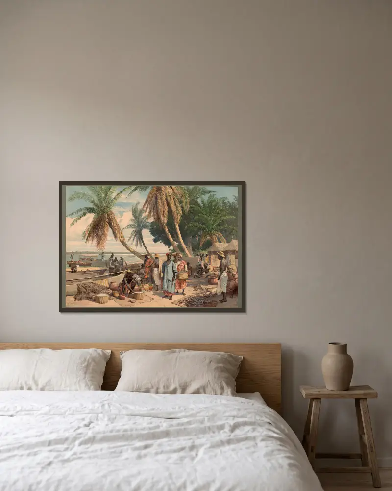 Koloniala väggbilder – Veckomarknad vid lagunen i Togo av Rudolf Hellgrewe inramad på en vägg