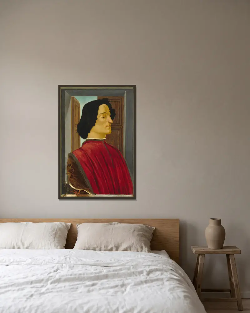 Giuliano de’ Medici av Sandro Botticelli inramad på en vägg
