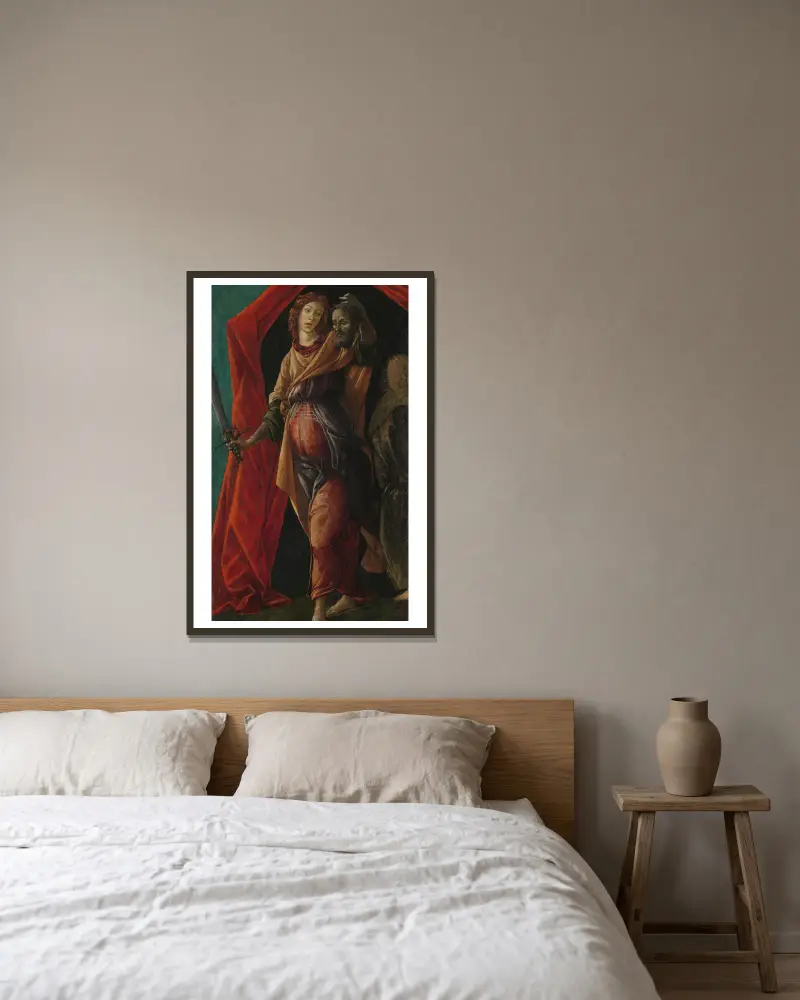Judith mit dem Haupt des Holofernes von Sandro Botticelli gerahmt an einer Wand