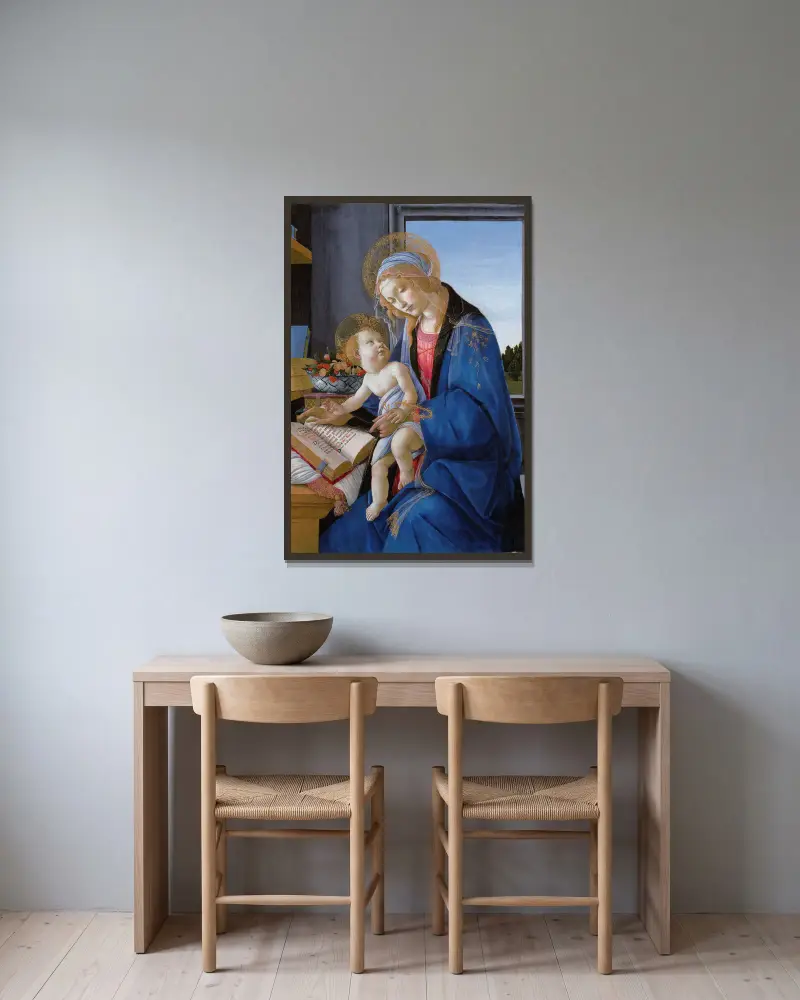 The Virgin and Child (The Madonna of the Book) av Sandro Botticelli inramad på en vägg