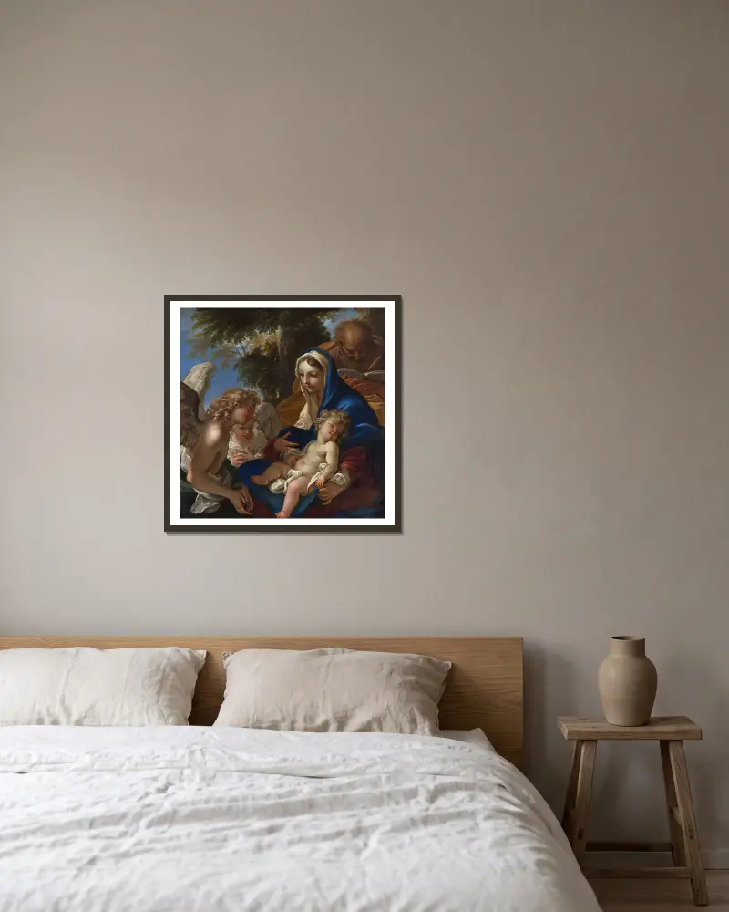 Den heliga familjen med änglar av Sebastiano Ricci inramad på en vägg