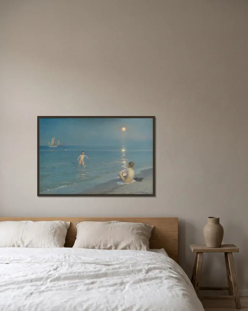 Badende Jungen in Skagen. Sommerabend von Peder Severin Krøyer gerahmt an einer Wand