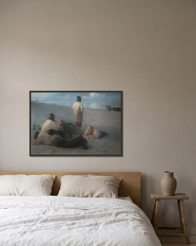 Sommarafton på stranden i Skagen av Peder Severin Krøyer inramad på en vägg