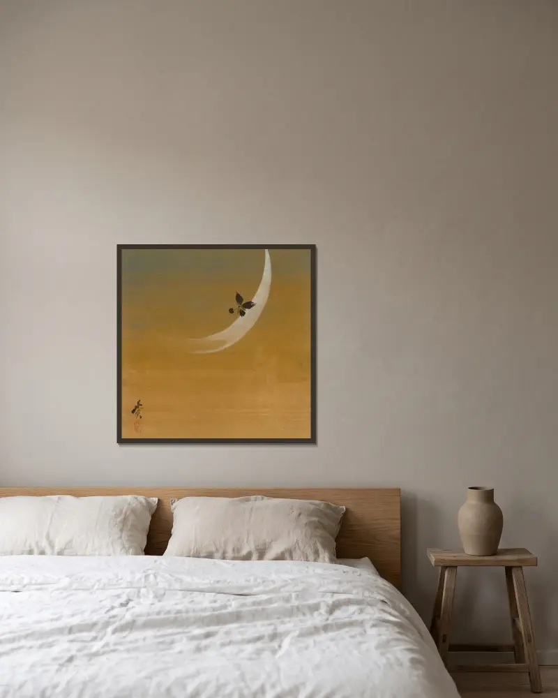 Crescent Moon av Shibata Zeshin inramad på en vägg