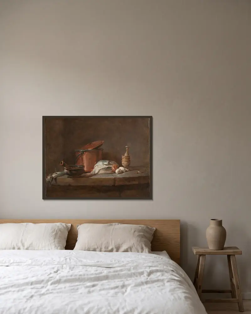 Küchenutensilien mit Lauch, Fisch und Eiern von Jean Siméon Chardin gerahmt an einer Wand