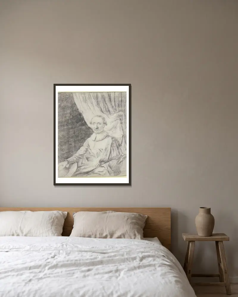 Porträtt av en man i mantel, hatten i handen, sittande framför ett förhänge av Frans van Mieris the Elder inramad på en vägg
