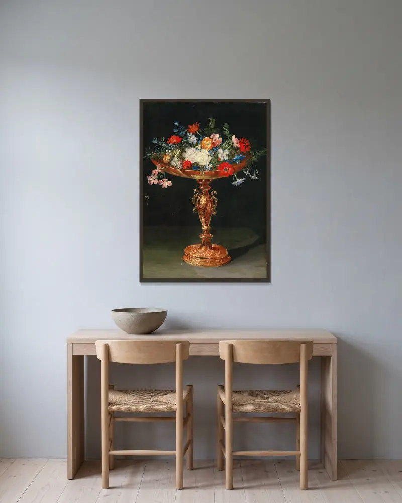 Blommor i en förgylld tazza av Jan Brueghel the Younger inramad på en vägg