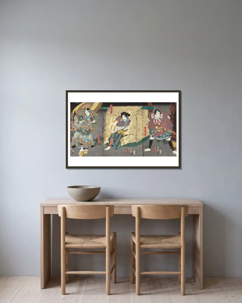 Skådespelare i rollerna som Yoshida no Matsuwaka, Ōtomo Hitachinosuke och Yakko Kajihira av Utagawa Kunisada (Toyokuni III) inramad på en vägg