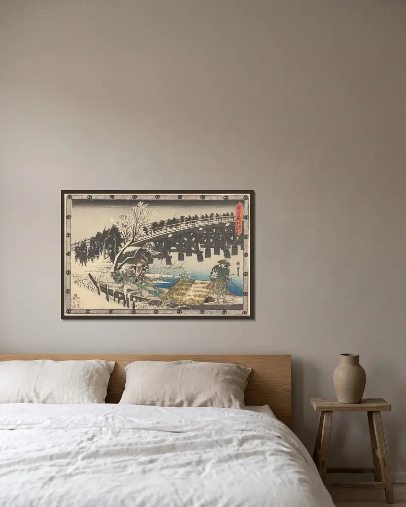 Marching over Bridge av Utagawa Hiroshige inramad på en vägg