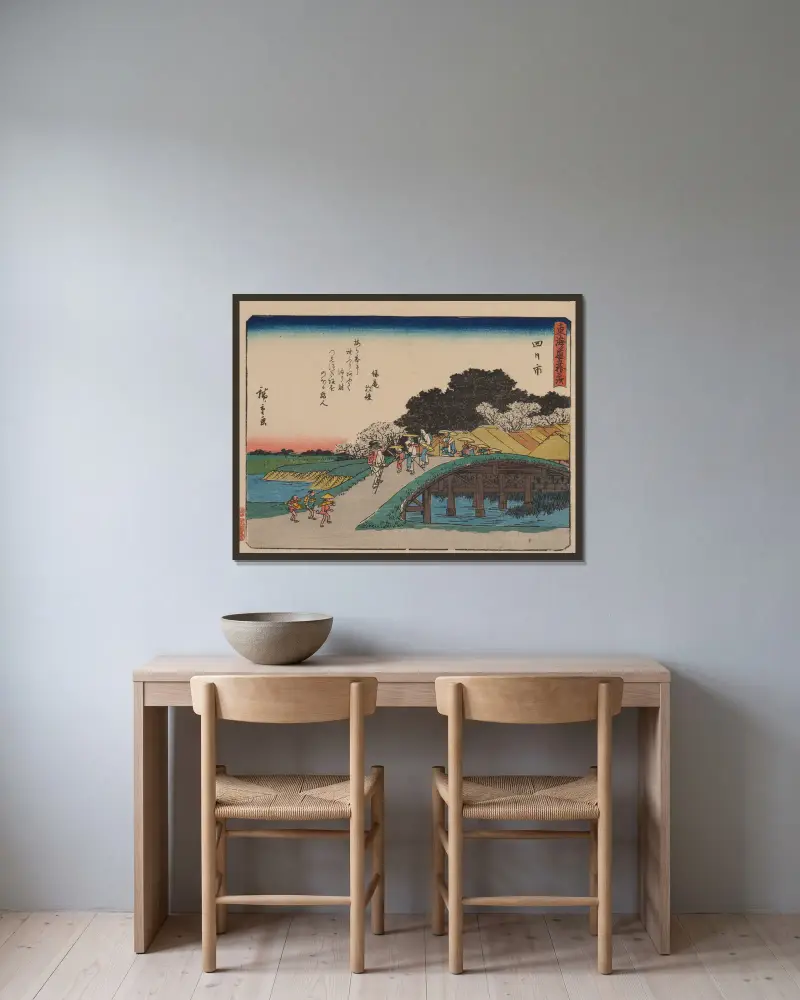 De femtiotre stationerna på Tōkaidō, plansch 44 av Utagawa Hiroshige inramad på en vägg