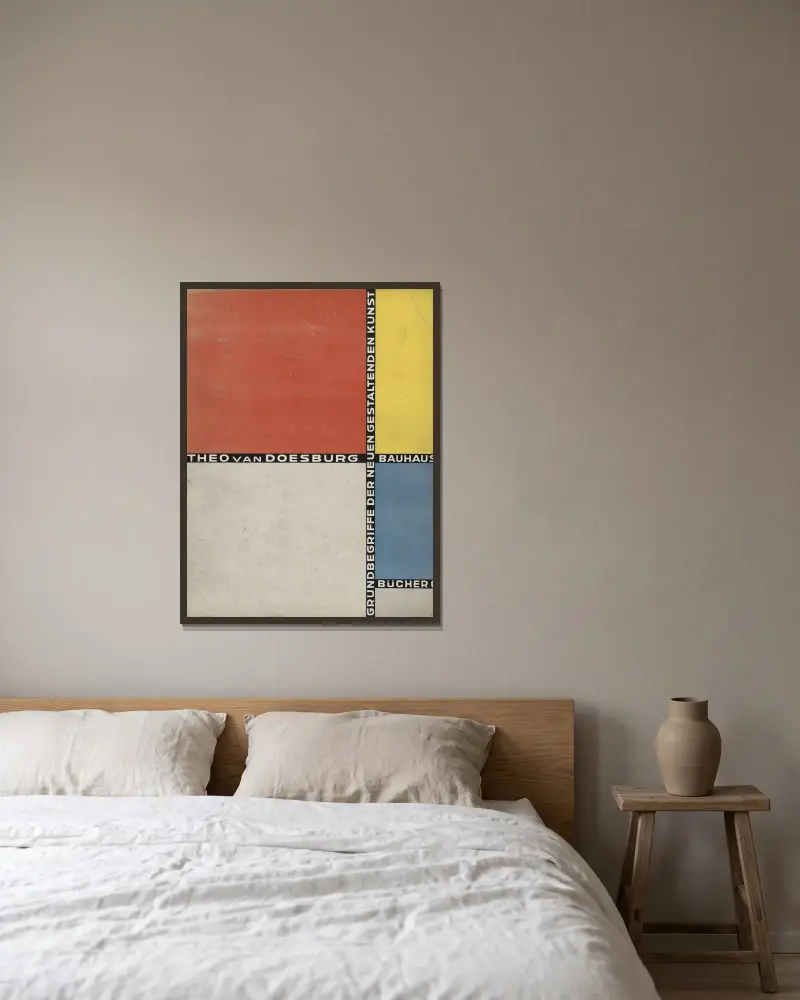 Bauhausbücher 6 av Theo van Doesburg inramad på en vägg