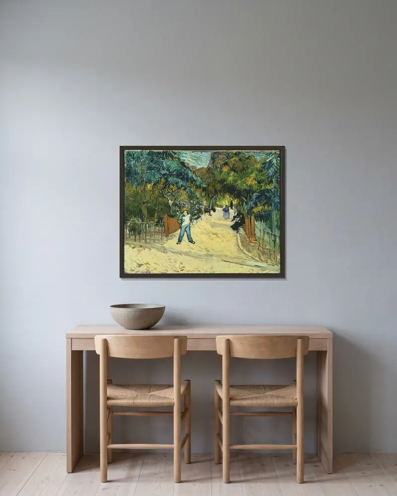 Ingången till den offentliga trädgården i Arles av Vincent van Gogh inramad på en vägg