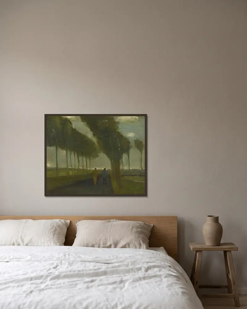 Allén med två vandrare av Vincent van Gogh inramad på en vägg