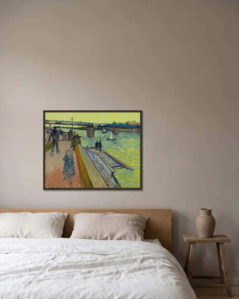 Le pont de Trinquetaille av Vincent van Gogh inramad på en vägg
