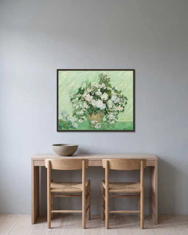 Roses, 1890 – nr 1 av Vincent van Gogh inramad på en vägg
