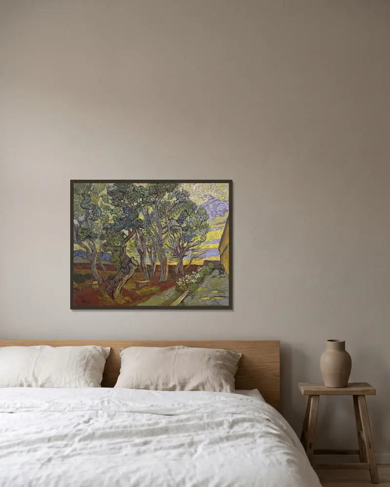 The garden of Saint Paul’s Hospital – nr 1 av Vincent van Gogh inramad på en vägg