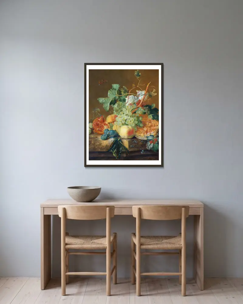 Stillleben mit Früchten von Jan van Huysum gerahmt an einer Wand