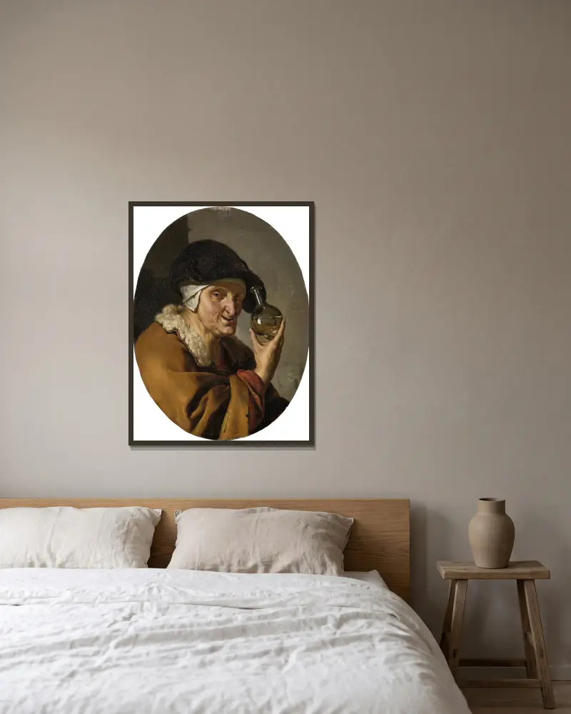 En gammal kvinna med urglas; 'Kvacksalvaren' av Willem Van Mieris inramad på en vägg