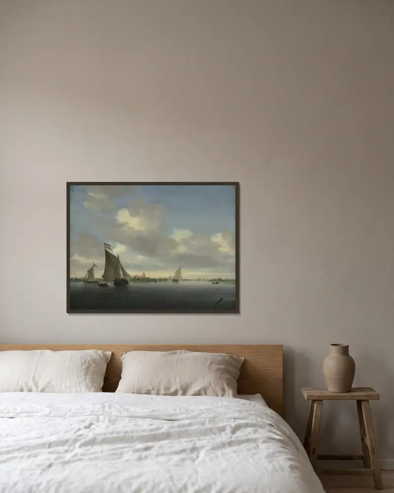 Marinemalerei von Salomon van Ruysdael gerahmt an einer Wand
