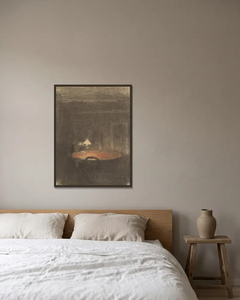 Läsande figur vid ett bord i en interiör om natten av Vilhelm Hammershøi inramad på en vägg