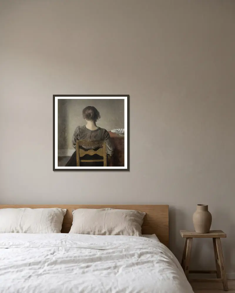 Ruhe von Vilhelm Hammershøi gerahmt an einer Wand