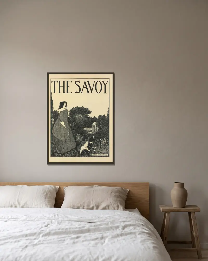Omslagsformgivning för nr 1 av ”The Savoy” av Aubrey Vincent Beardsley inramad på en vägg