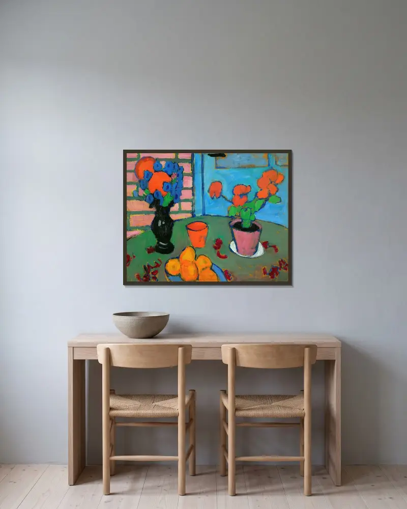 Stilleben med blommor och apelsiner av Alexej von Jawlensky inramad på en vägg