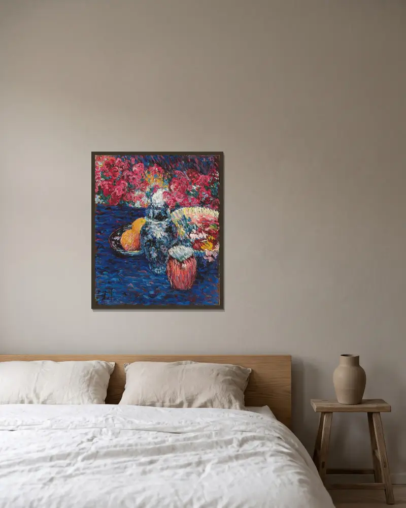 Stilleben mit Blumen und Früchten von Alexej von Jawlensky gerahmt an einer Wand
