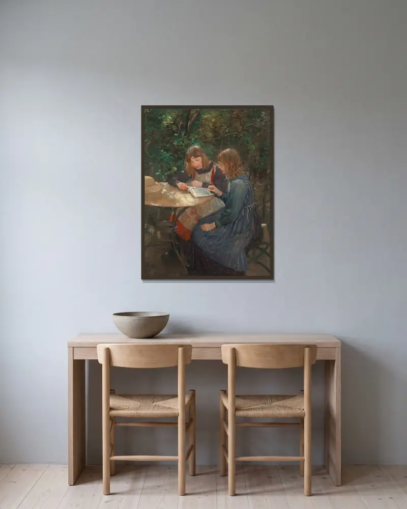 Zwei Mädchen im Garten von Fritz von Uhde gerahmt an einer Wand