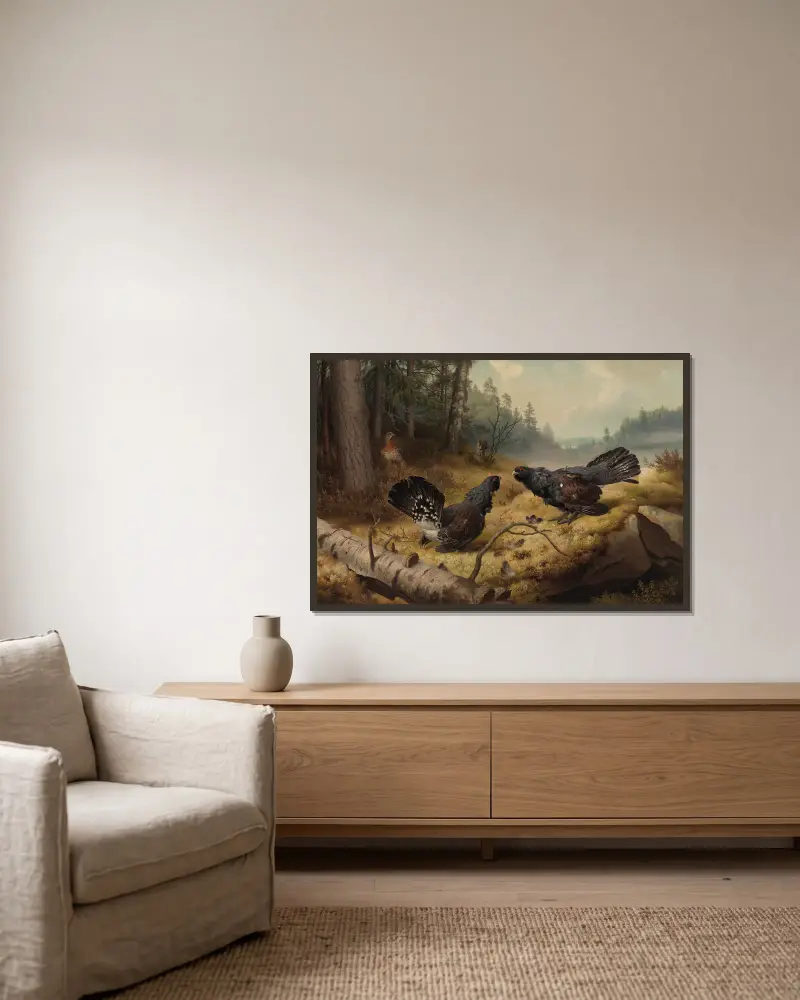 Der Auerhahnkampf von Ferdinand von Wright gerahmt an einer Wand