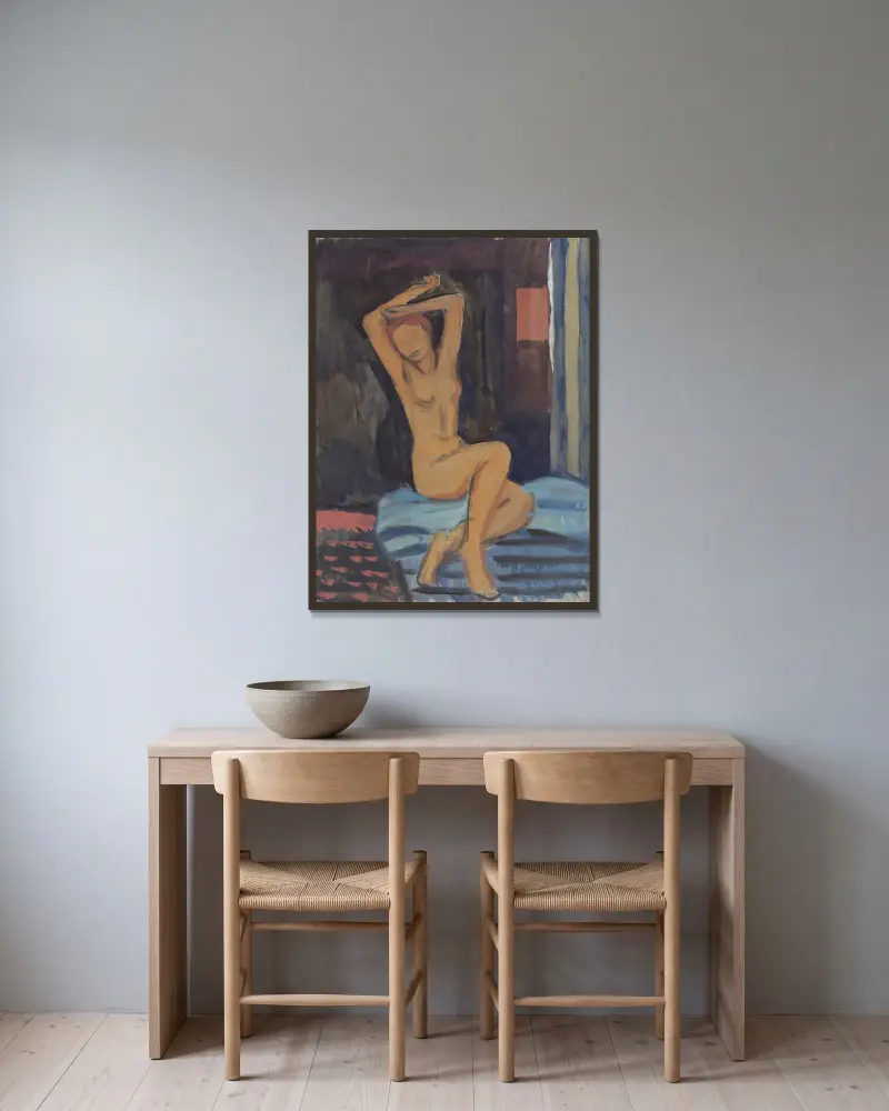 Figur mit erhobenen Armen von Walther Gamerith gerahmt an einer Wand