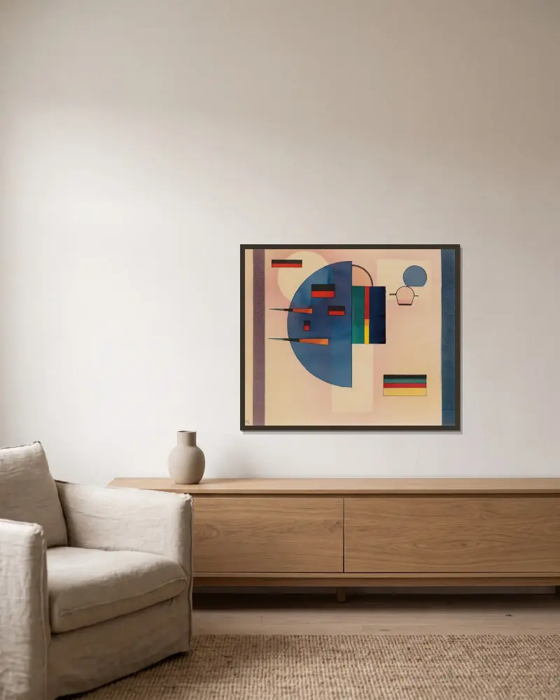 Beruhigt (Calmed) av Wassily Kandinsky inramad på en vägg