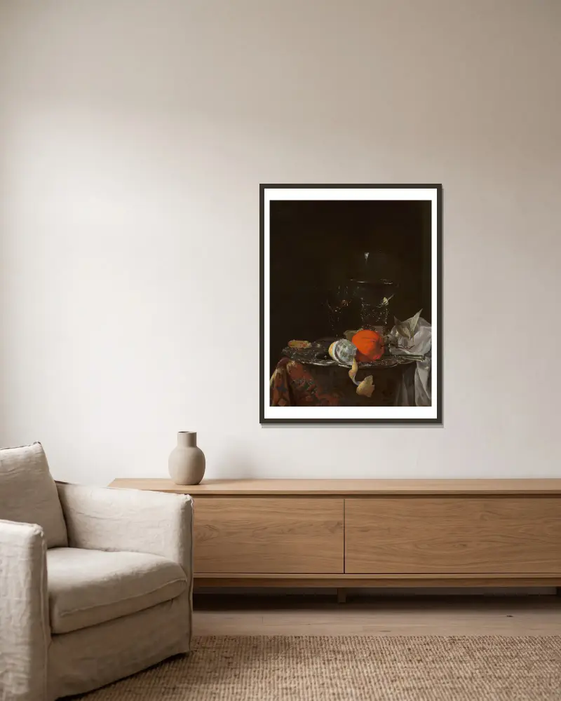 Stillleben mit Früchten und Weingläsern auf einer Silberplatte von Willem Kalf gerahmt an einer Wand
