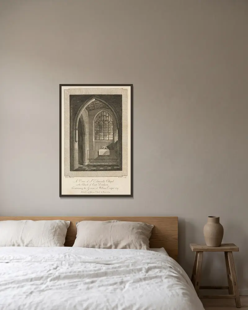 Vy över Sankt Edmunds kapell i East Derehams kyrka, med William Cowpers grav av William Blake inramad på en vägg