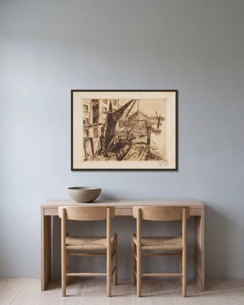 Die Themse bei London von Alfred William Finch gerahmt an einer Wand