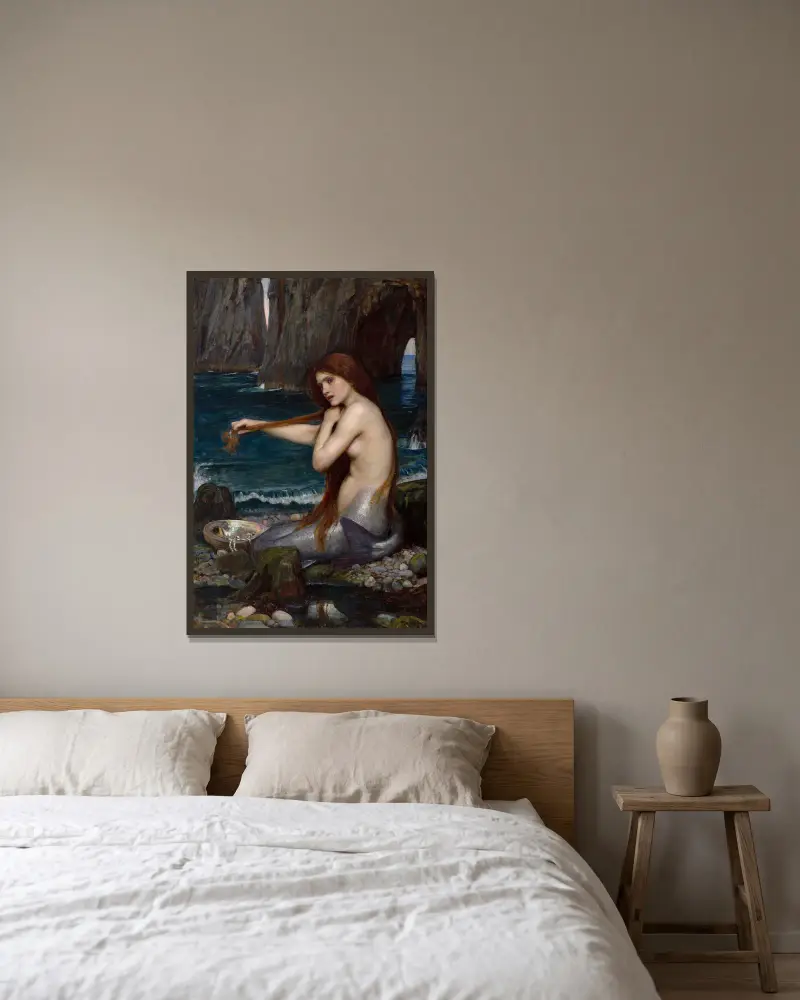 A Mermaid av John William Waterhouse inramad på en vägg