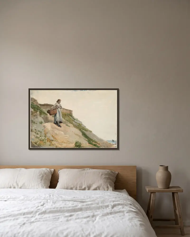 Flicka med korg av Winslow Homer inramad på en vägg