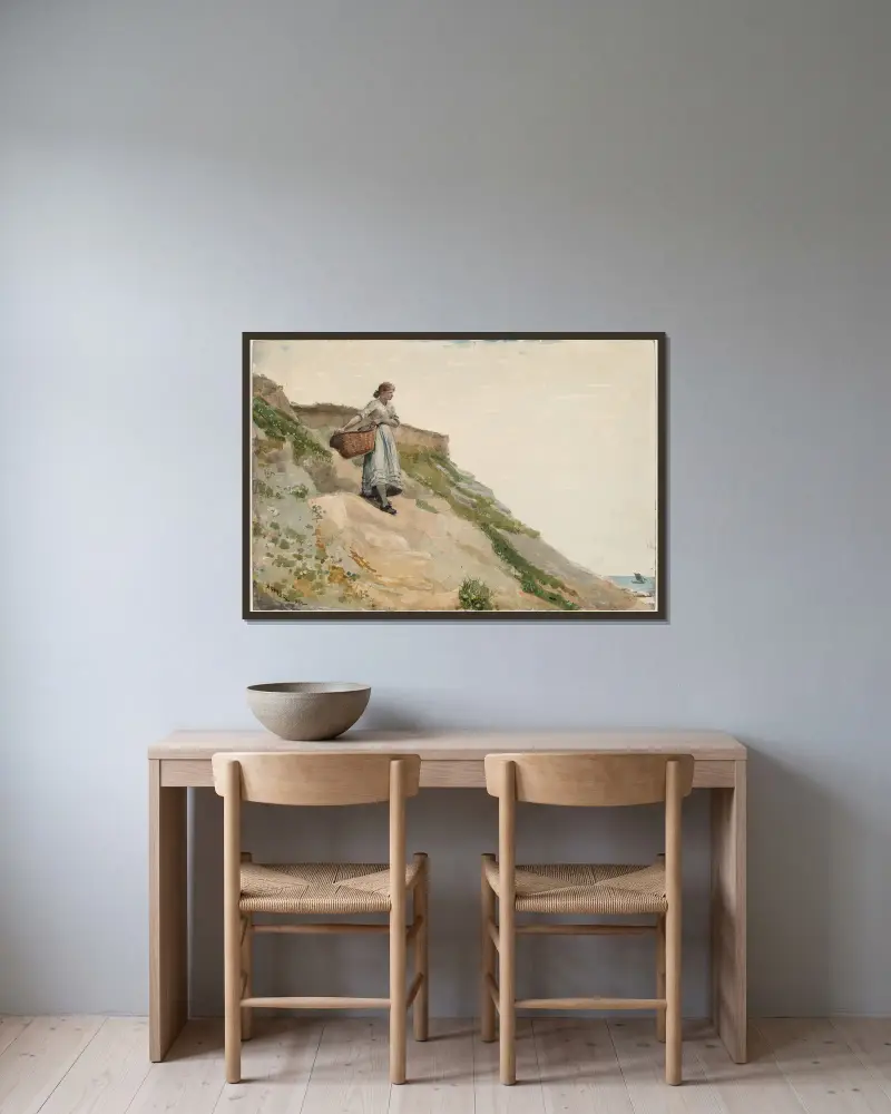 Flicka med korg av Winslow Homer inramad på en vägg