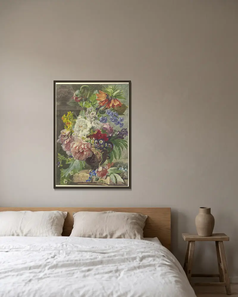 Stilleben med blombukett och fågelbo av Wybrand Hendriks inramad på en vägg