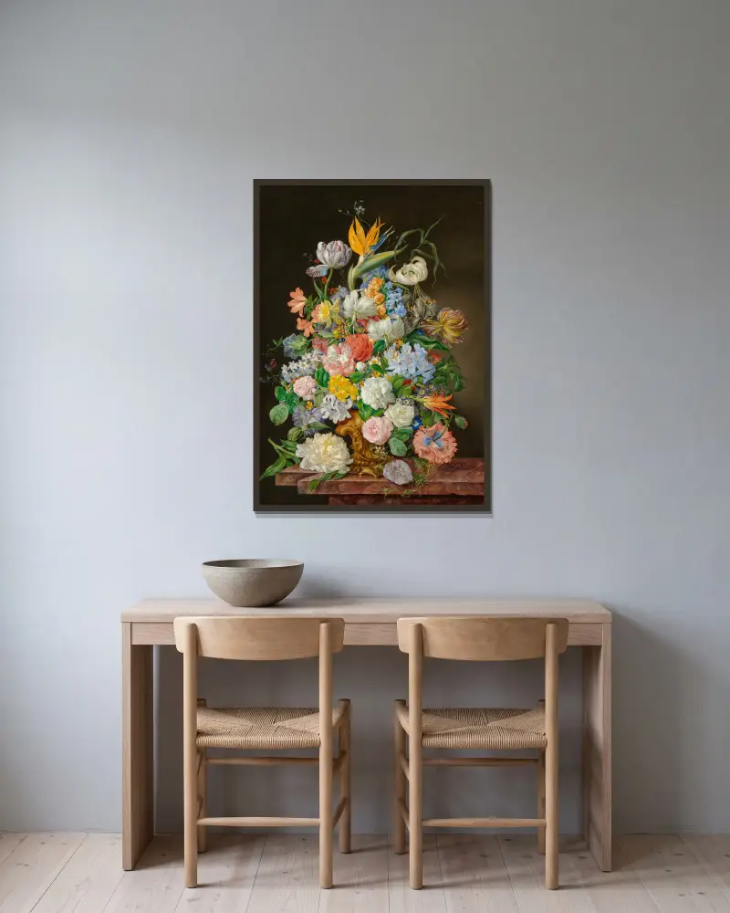 En paradisfågel, rosor, tulpaner och andra blommor i en förgylld bronsvas på en stensockel av Franz Xaver Petter inramad på en vägg