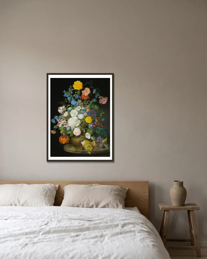En vas med kamelior, pelargoner, dahlior, en vit pion, rosor, vallmo och andra blommor, med frukt på en stenhäll av Franz Xaver Petter inramad på en vägg