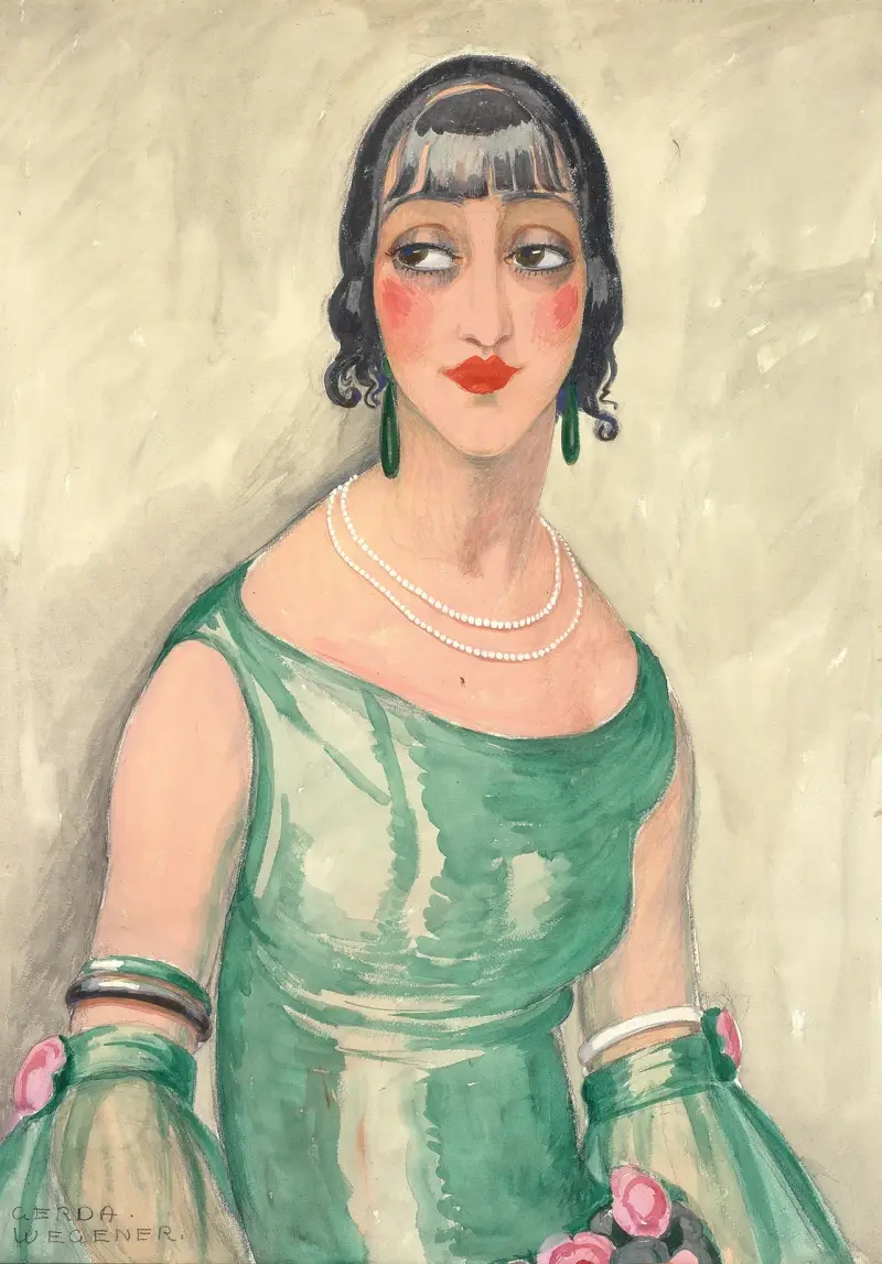 Porträtt av kvinna i grön klänning och pärlor av Gerda Wegener