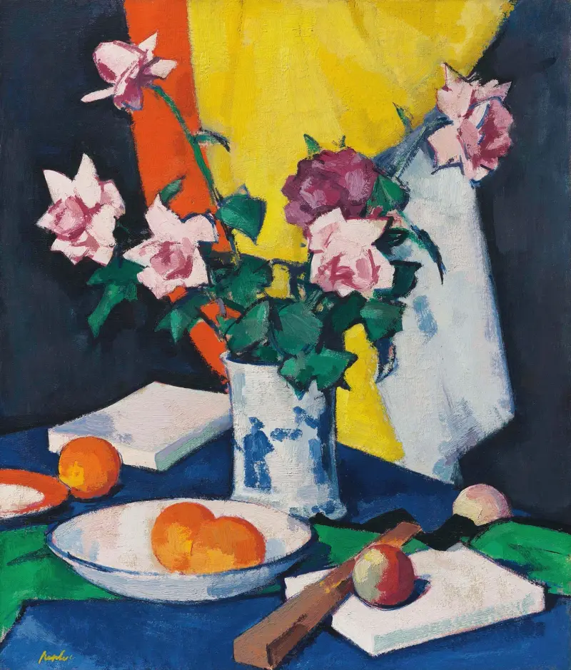 Röda och rosa rosor, apelsiner och solfjäder av Samuel John Peploe